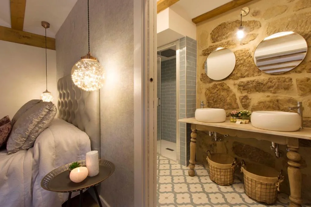 Habitación Doble con balcón — Casa rural El Mirador de Eloísa