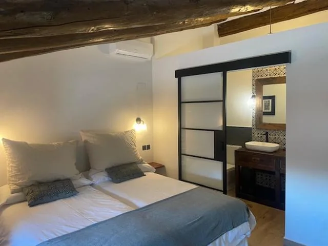 Camera doppia standard - 2 letti — Casa rural El Ralenco