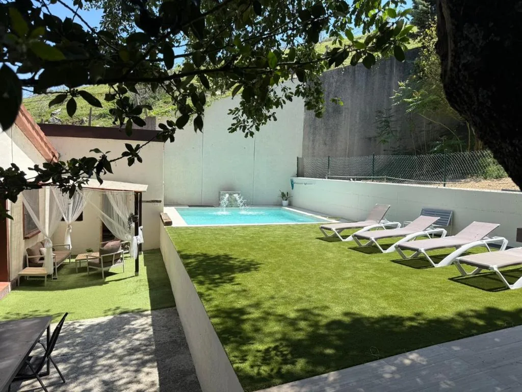 Casa independente com 2 quartos — Casa rural en plena naturaleza Lic UVTR1524