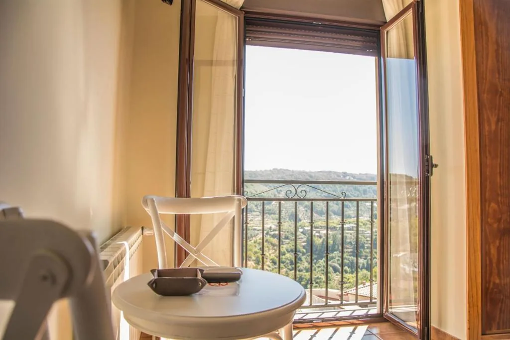 Standard Twin Room — Casa Rural Fuente El Boticario