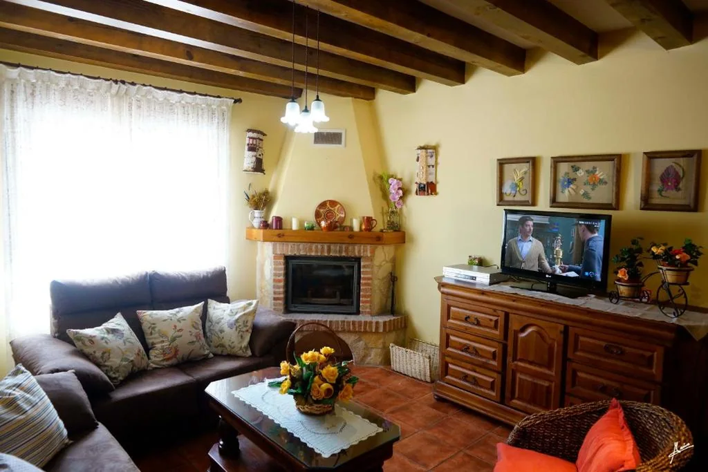 Casa con 4 camere da letto — CASA RURAL LA FINCA DEL POZO a 1 hora de Madrid