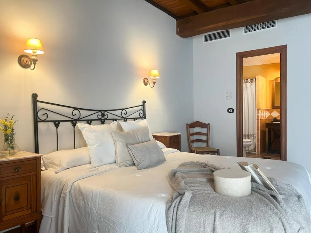 Doppelzimmer — Casa Rural La Fuente del Jerte