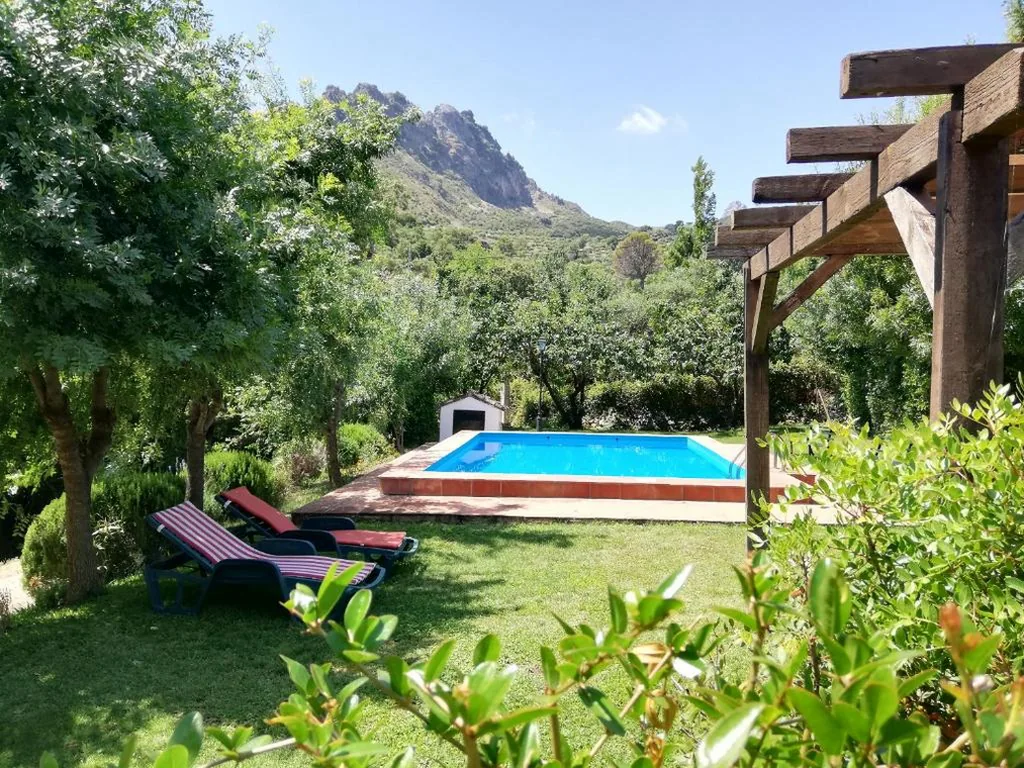 一棟貸しの家 — Casa Rural La Maquinilla