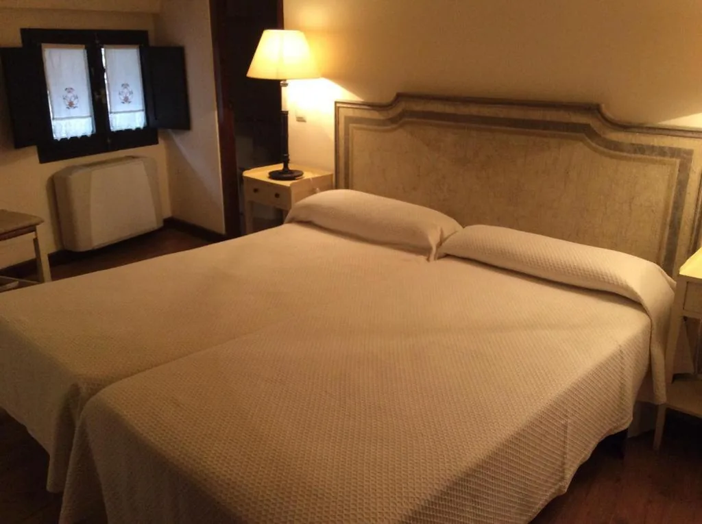 Deluxe-Zweibettzimmer — Casa Rural Las Pedrolas
