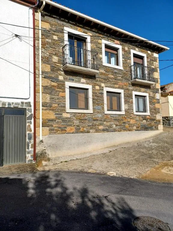 Huis met 3 slaapkamers — Casa rural Las Peñas