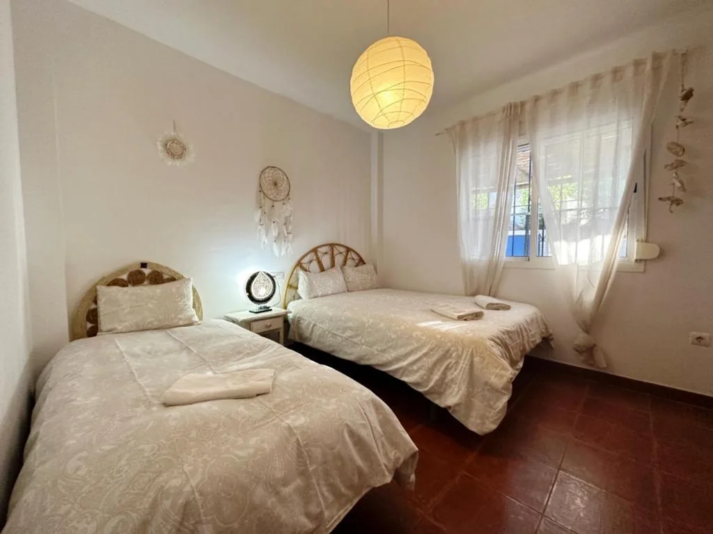 Casa Rural Liviana, Piscina Barbacoa y preciosas vistas Málaga by AndaraHolidays