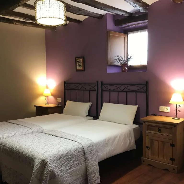 Quarto Duplo com cama extra - 2 camas — Casa Rural Montedeio
