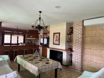 Casa rural para familias con piscina y vistas al atardecer by Con Aire Rural — foto 9