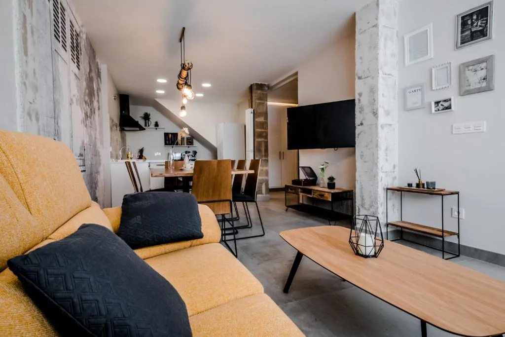 Three-Bedroom House — Casa Rural Peña Gamella