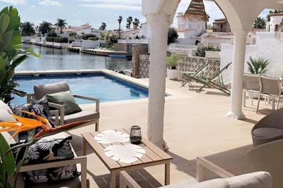 Casa Serenity au canal avec piscine et amarre — foto 4