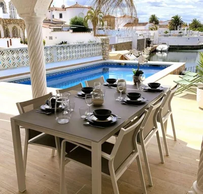 Casa Serenity au canal avec piscine et amarre — foto 9