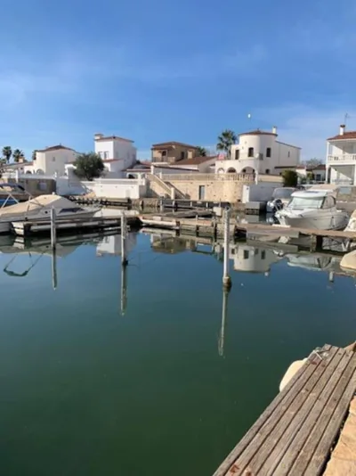 Casa Serenity au canal avec piscine et amarre — foto 12