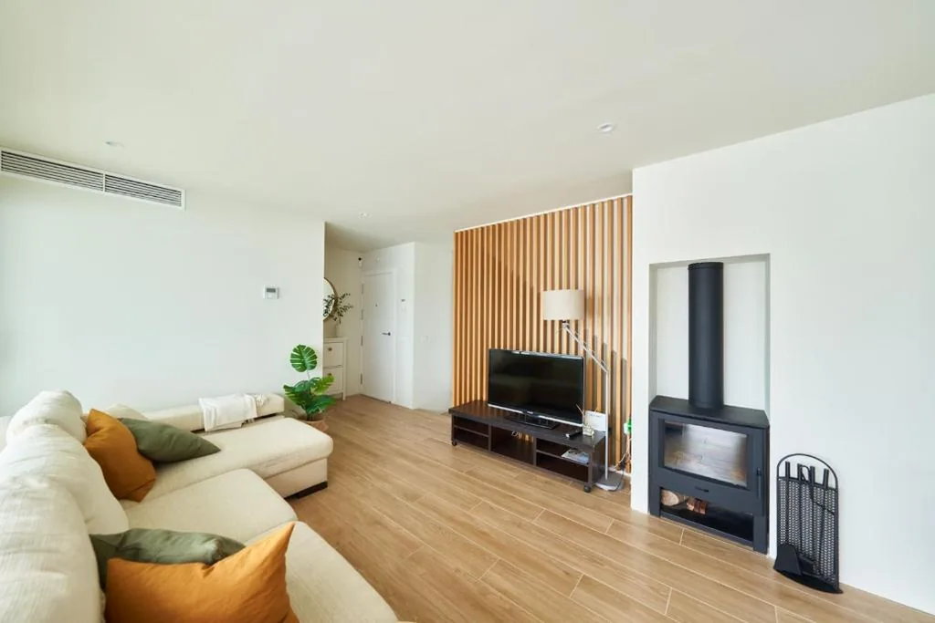 Casa Surya, piscina, wifi y parking con punto de carga EV