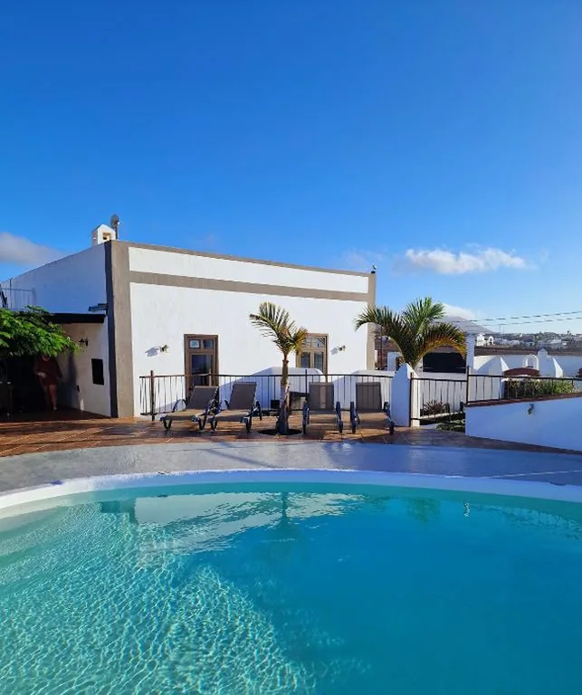 Villa — Casa Tazirit