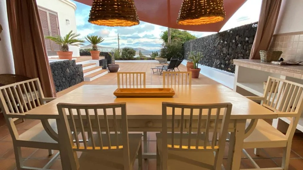 Villa de 3 dormitorios — Casa Tegue