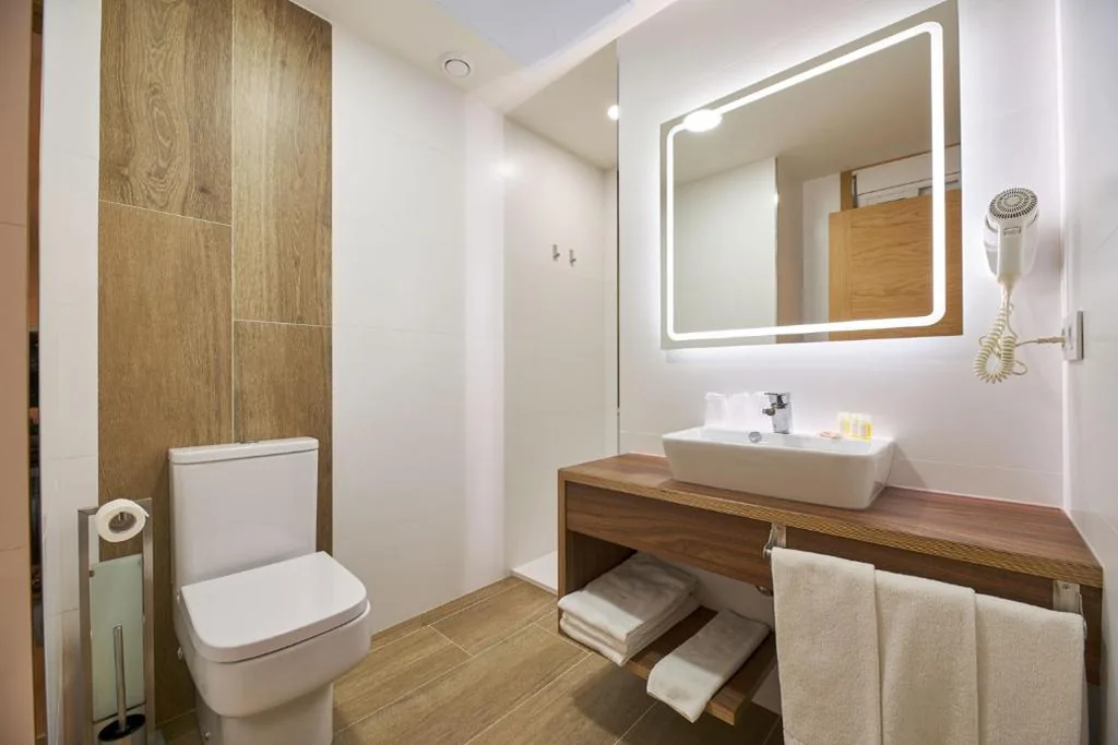 Camera doppia standard con 2 letti — Casa Teodora - A de Loló Hoteles