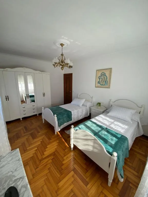 Casa con 6 camere da letto — Casa Teresa