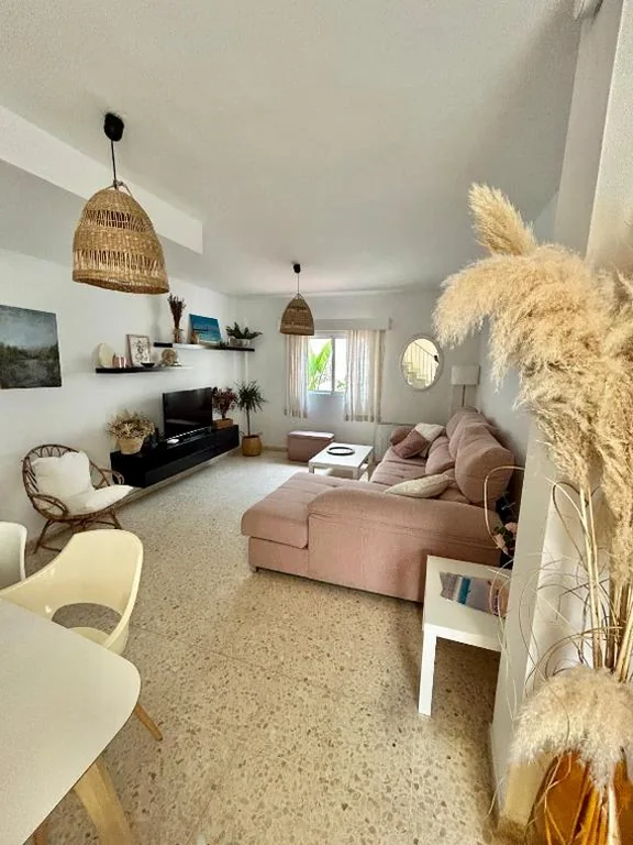 Casa de 4 dormitorios — Casa Teté