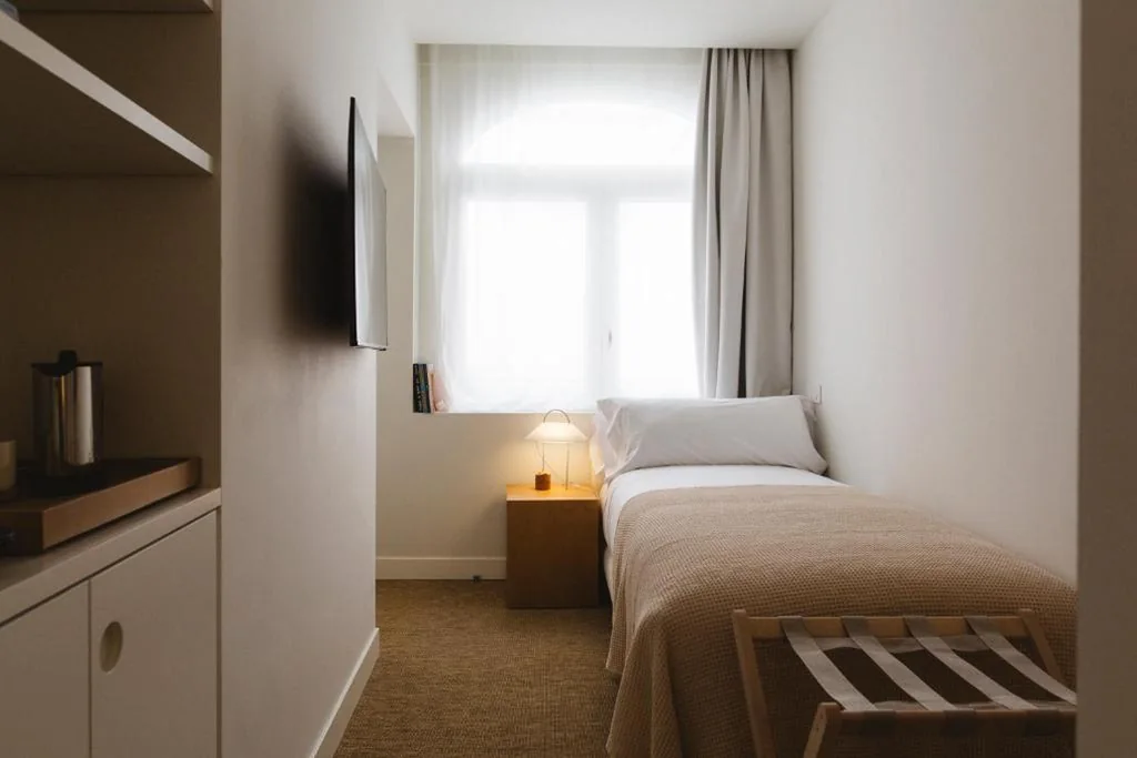 Quarto muito pequeno — Casa Teva Rooms Sevilla