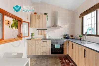 Casa TIPICA MALAGUEÑA con PATIO en el centro — 写真 11