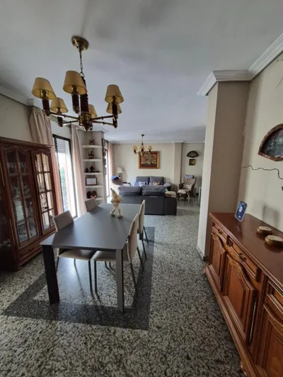 Casa Turistica Termas aparcamiento y desayuno incluido — 写真 4