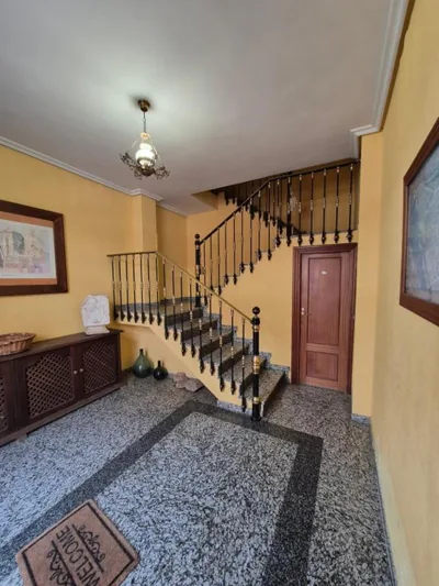 Casa Turistica Termas aparcamiento y desayuno incluido — 写真 9