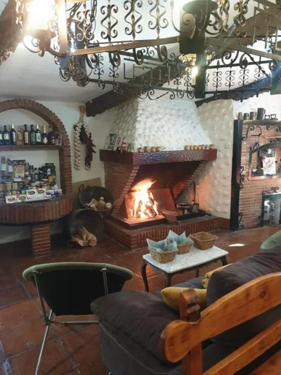 CASA TURÍSTICA Villa Carmen, CON AMPLIO JARDIN QUE INCLUYE BARBACOA, 2 PORCHES, PARKING PRIVADO Y PISCINA — foto 4