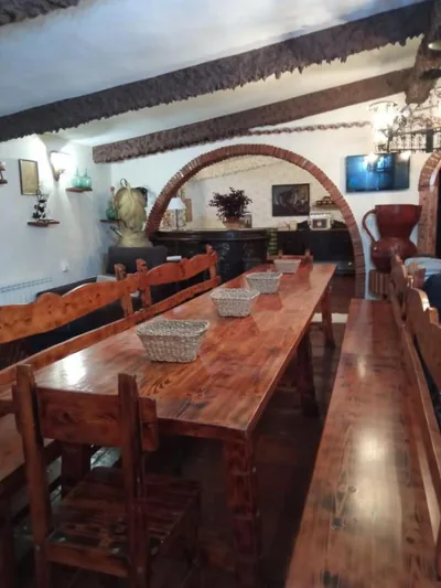 CASA TURÍSTICA Villa Carmen, CON AMPLIO JARDIN QUE INCLUYE BARBACOA, 2 PORCHES, PARKING PRIVADO Y PISCINA — foto 7
