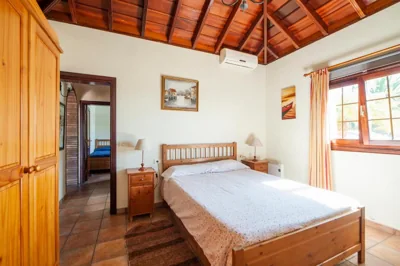 CASA VAN DE WALLE — Foto 2