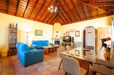 CASA VAN DE WALLE — Foto 6