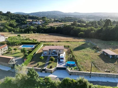 Casa vanguardista en el campo cerca de Santiago — 写真 12