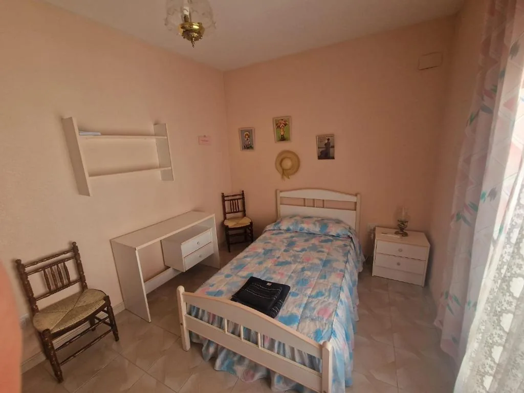Camera singola Standard con bagno in comune — Casa Vicenta