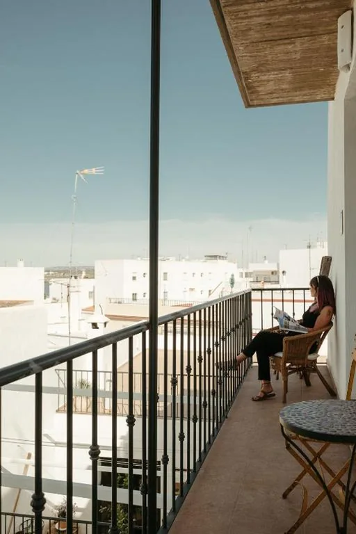 Habitación Doble con vistas a la piscina — Casa Victoire Ayamonte