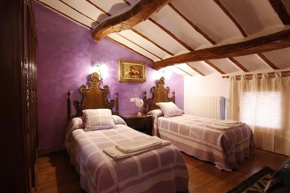 Camera doppia con 2 letti — Casa Victoria