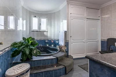 Casa Villa Portuguesa (piscina climatizada) — Foto 3