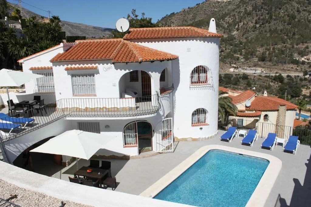 Villa con piscina privada — Casa Zebole