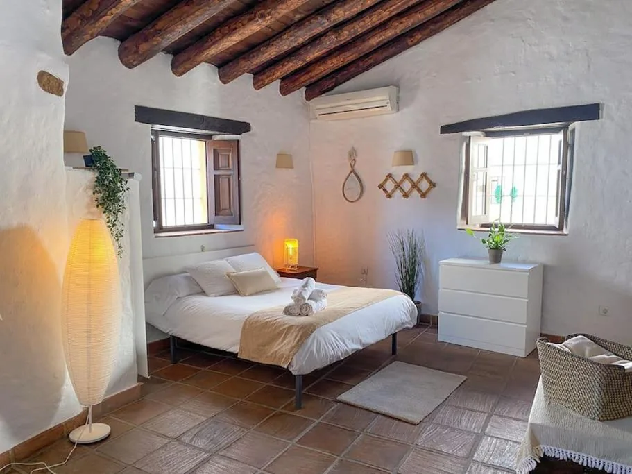 Casa con 1 dormitorio — CasaBenadalid. Casa rural con piscina.
