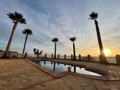 CasaBlanca Villa Rural con piscina y barbacoa — foto 7