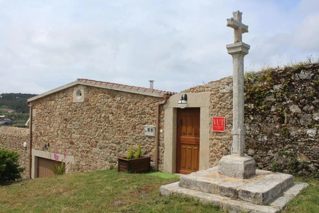 Casa — Casal Pedrajás