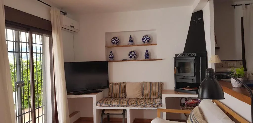Casa com 2 quartos — Casas de Almajar