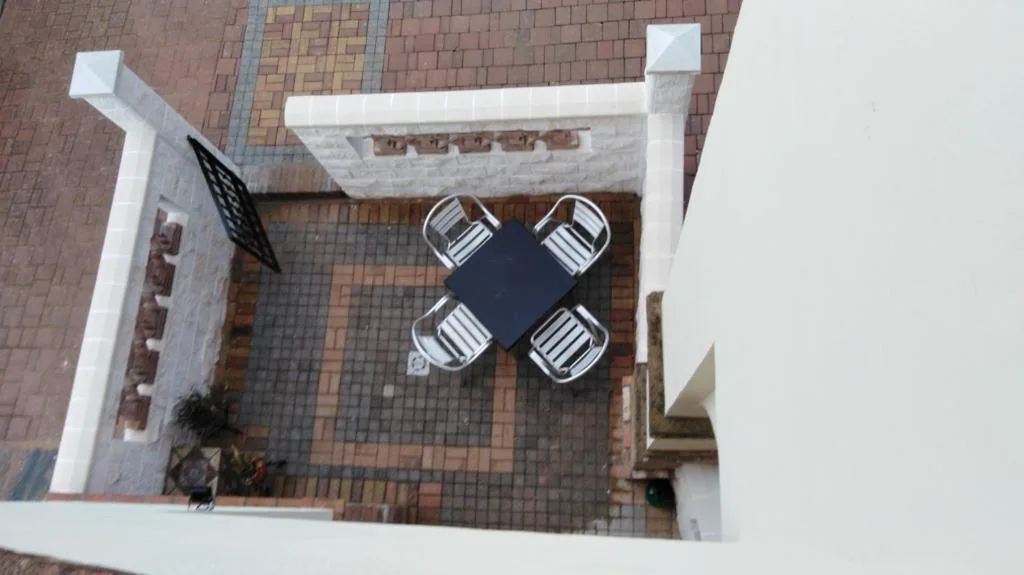 House — Casas del Madroño