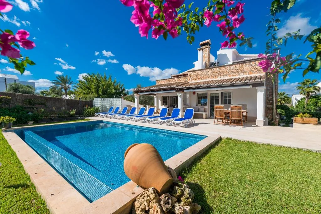 Villa — Casas Mari y Pili para 12 personas a unos 200 m de la playa