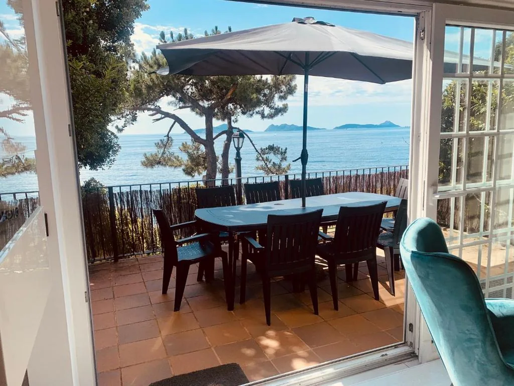 3ベッドルームの家 — Casas sobre el mar en Vigo