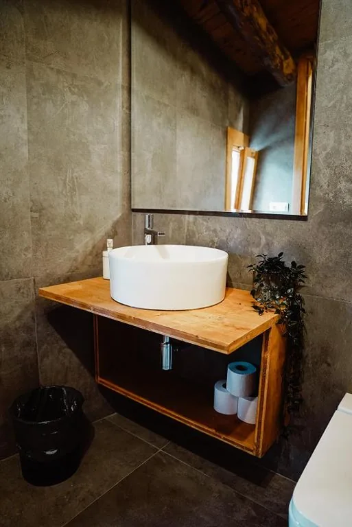 Camera Tripla con bagno privato — Cases Altes de Posada
