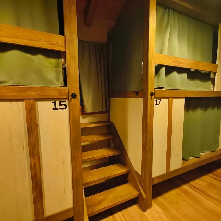Einzelbett im gemischten Schlafsaal — Casín hostel