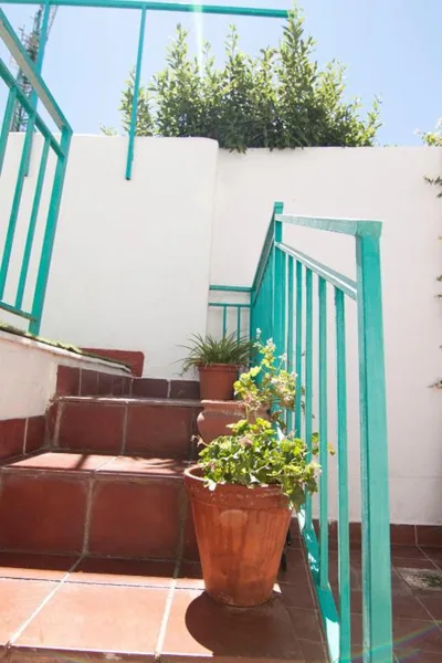 Casita con jardín cerca del centro de Granada — Foto 11