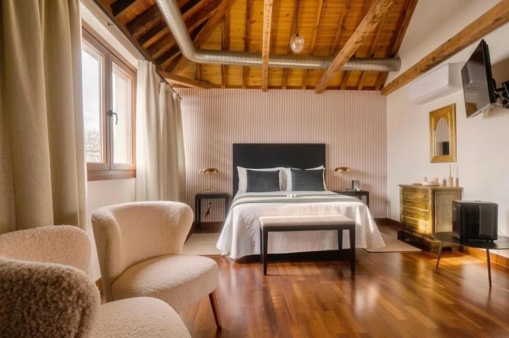 デラックスルーム — Casón del Conde