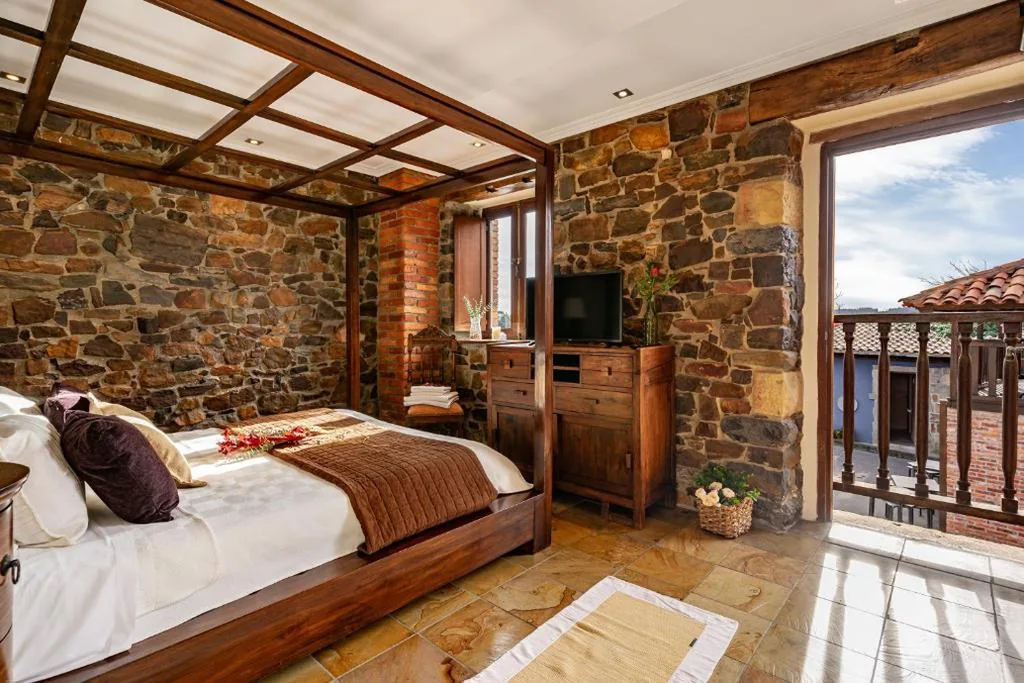 Doppelzimmer mit Gartenblick — Casona Asturiana Los Gamonales