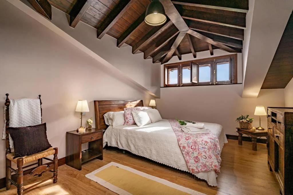 Doppelzimmer mit Gartenblick — Casona Asturiana Los Gamonales