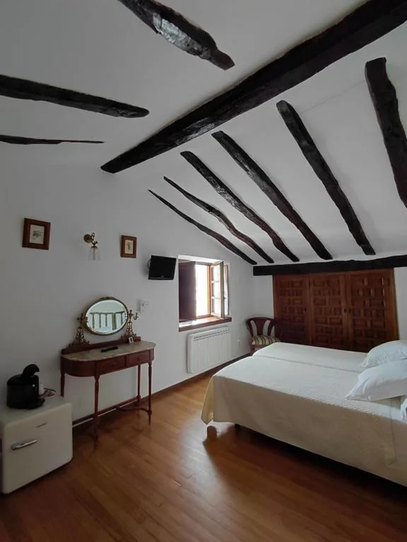 Habitación Doble — Casona De Linares